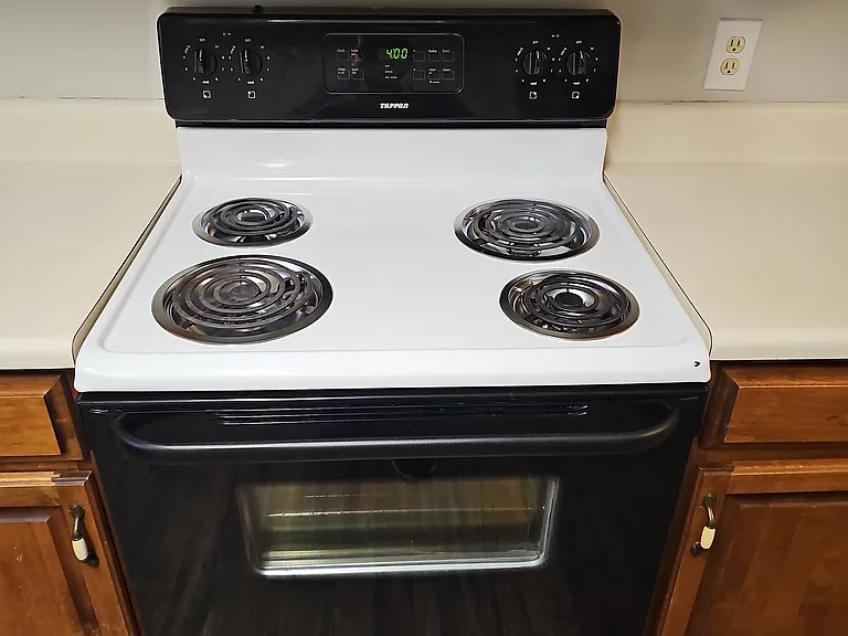 499 E University Dr — Photo 12