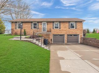 113 Bainbridge Dr, Aliquippa, PA