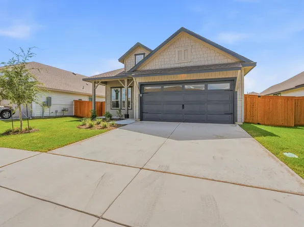 158 Paul Pena Dr, San Marcos, TX 78666
