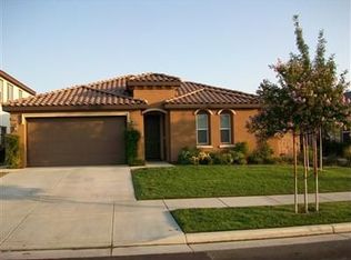 9913 Riata Ln, Bakersfield, CA 93306
