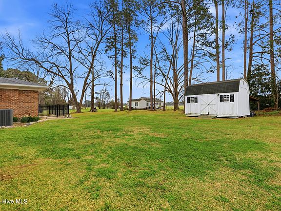 4th image of 403 Smith Chapel Road