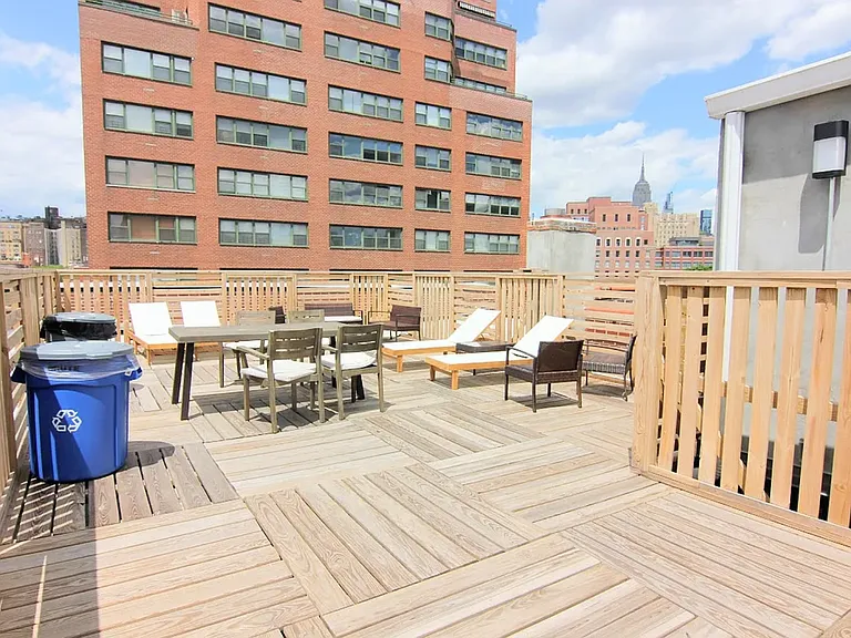 24 Charles St #11 — Photo 4