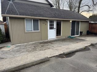 621 Beach Ave UNIT B, Marysville, WA 98270