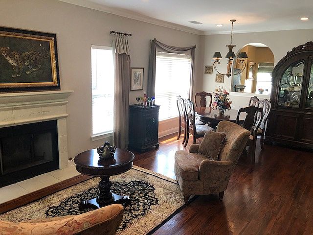 Formal Living/Dining Room 