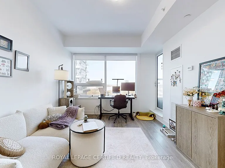 2485 Taunton Rd #826 — Photo 8
