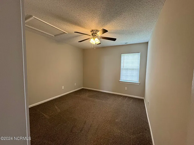 2113 Hurt Dr — Photo 17