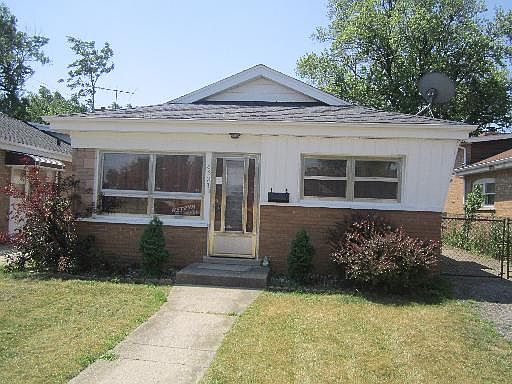2nd image of 8623 43rd St