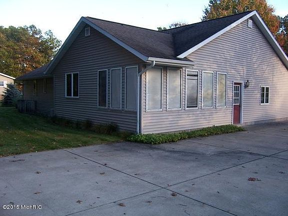 5th image of 3304 S Riverwood Dr