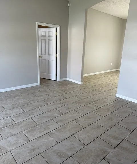 807 Palermo Ct — Photo 30