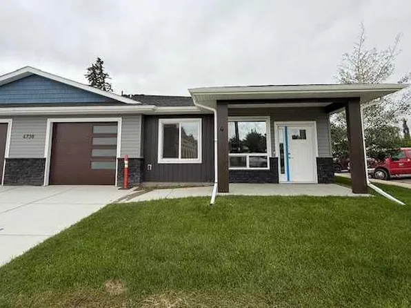 4738 S 49a Ave #4, Lacombe, AB T4L 1N4