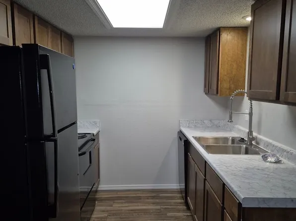 Quarter-6701 Dallas Street Complex (1-25), 6701 Dallas St #6, Fort Smith, AR 72903