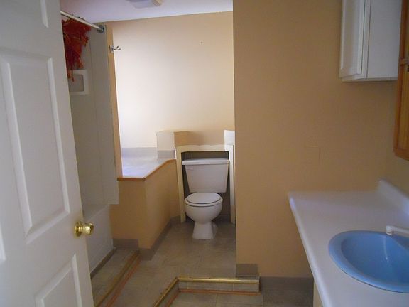 3rd image of 3325 Cedar Ave S APT 2