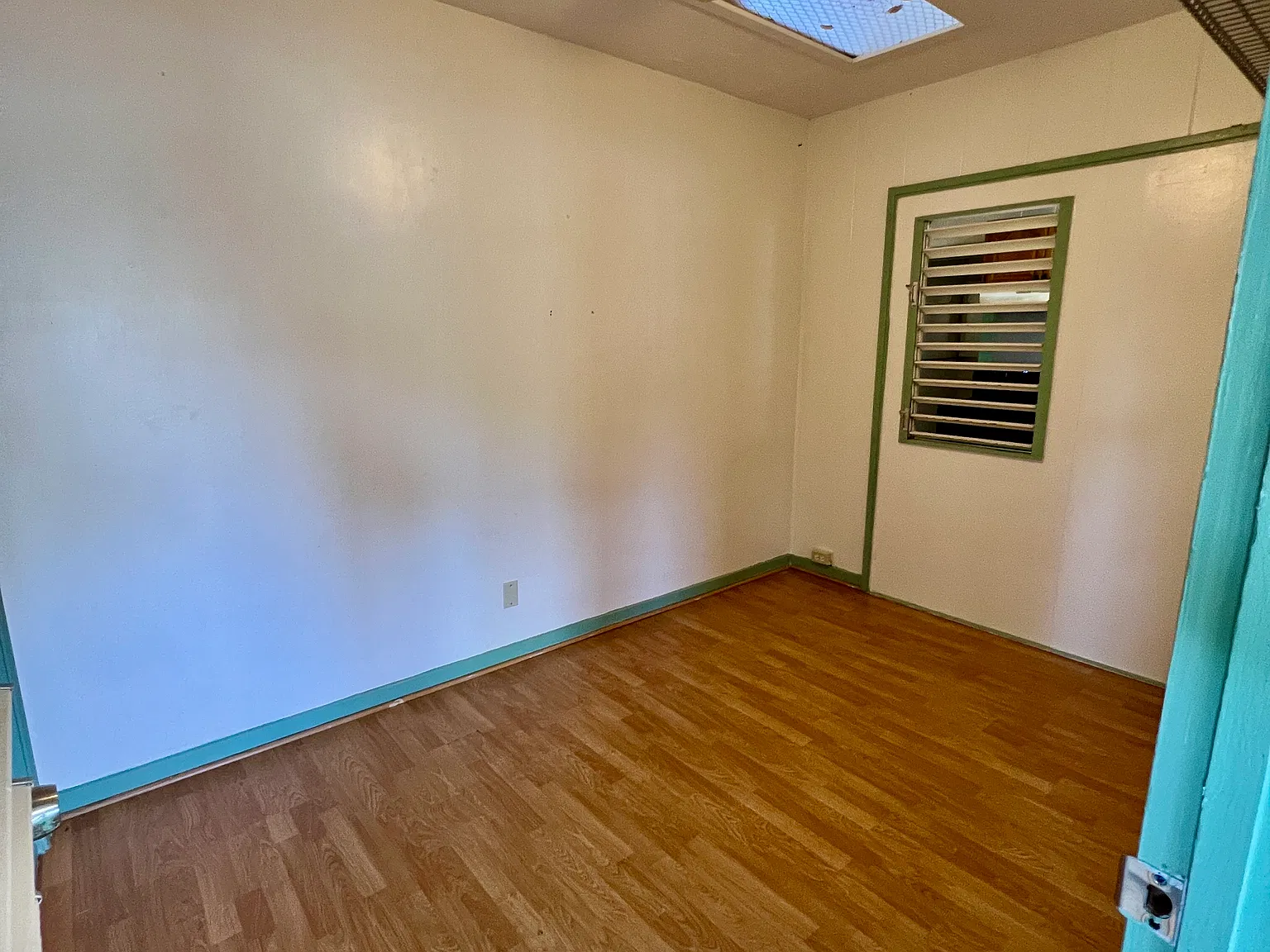 2 bed, 650 sqft, $2,100 — Photo 3