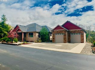 1221 NE Granite Rdg, Roseburg, OR 97470