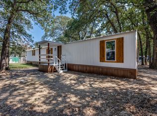 1609 Mockingbird Ln, Azle, TX 76020