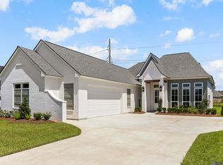 17384 Saw Grass Trail Ave, Prairieville, LA 70769