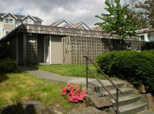 1130 N 93rd St, Seattle, WA 98103