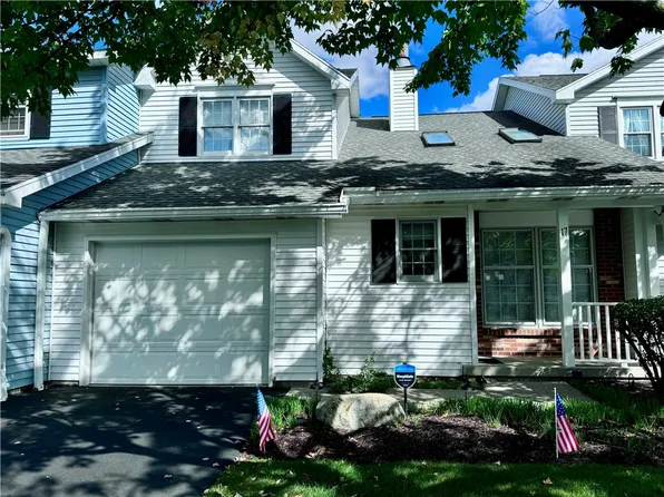 17 Alder Bush, Rochester, NY 14624