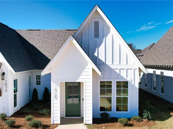 1069 Burrow Cir, Opelika, AL 36801
