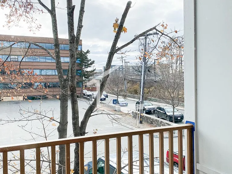 157 Everett St #201 — Photo 17