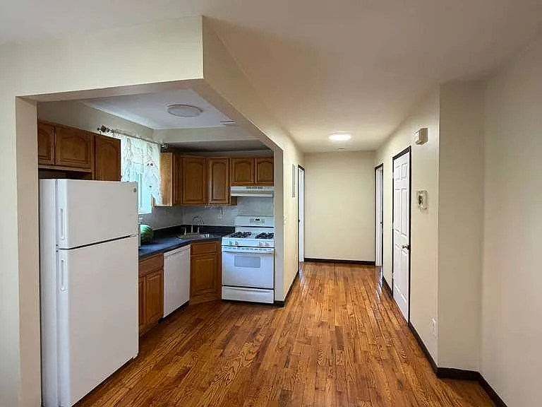 91 E 57th St #1 — Photo 9