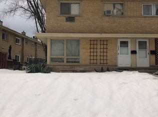 1220 N Wheeling Rd, Mount Prospect, IL 60056