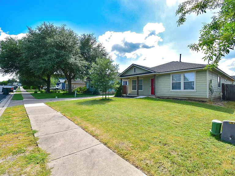13525 Briarcreek Loop — Photo 4