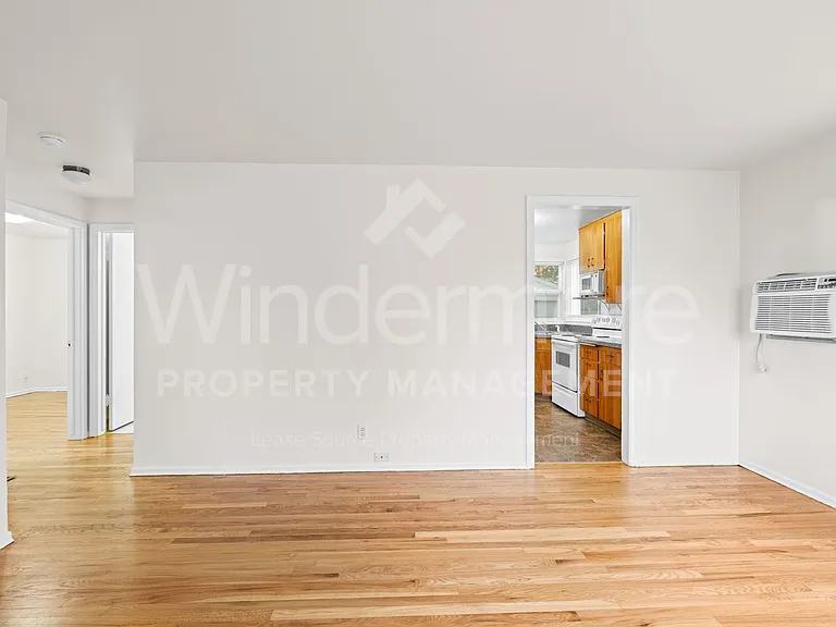 5723 N Milton St — Photo 4