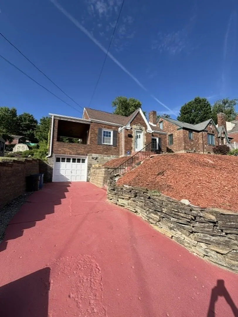Beautiful Home for Rent — Photo 3