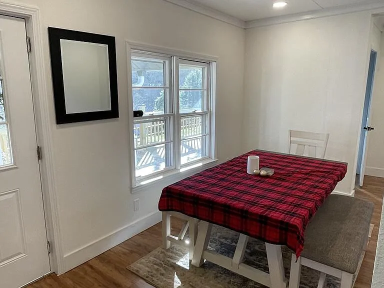 523 Pantertown Cir — Photo 3