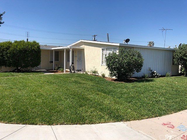 1st image of 13820 Roscoe Blvd