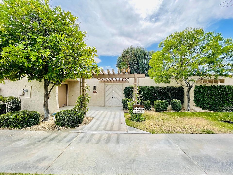 2nd image of 43307 Lacovia Dr