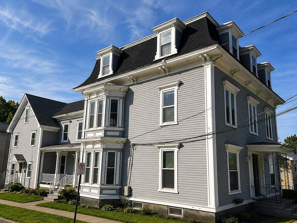 1st image of 313 Bridge Street #3