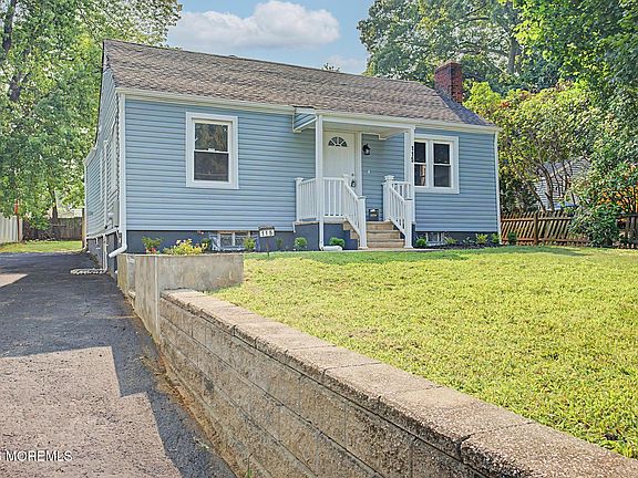 2nd image of 115 Clinton Place