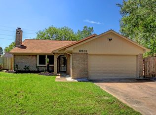 6931 Desert Rose Ln, Houston, TX 77086