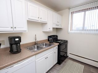 Southdale Parc, Minneapolis, MN 55423