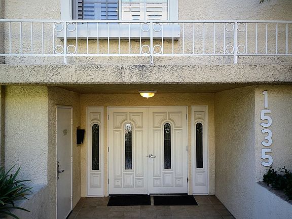 4th image of 1535 S Bentley Ave APT 303