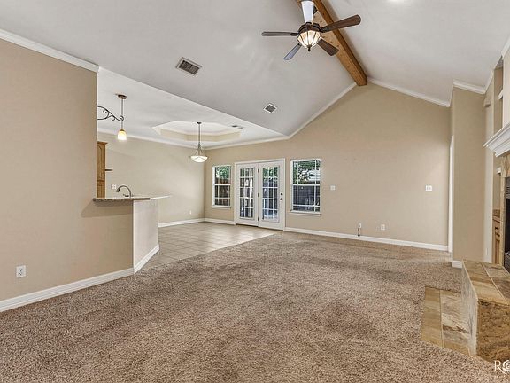 4th image of 1210 Coventry Ln