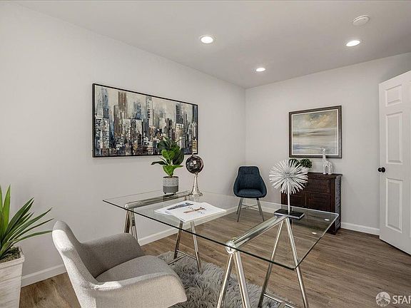 3rd image of 3918 Fairfax Way