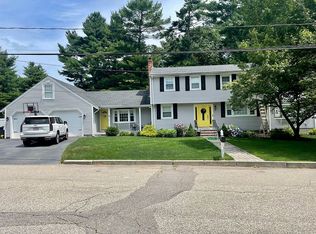 6R Deborah Lee Ln, North Easton, MA 02356