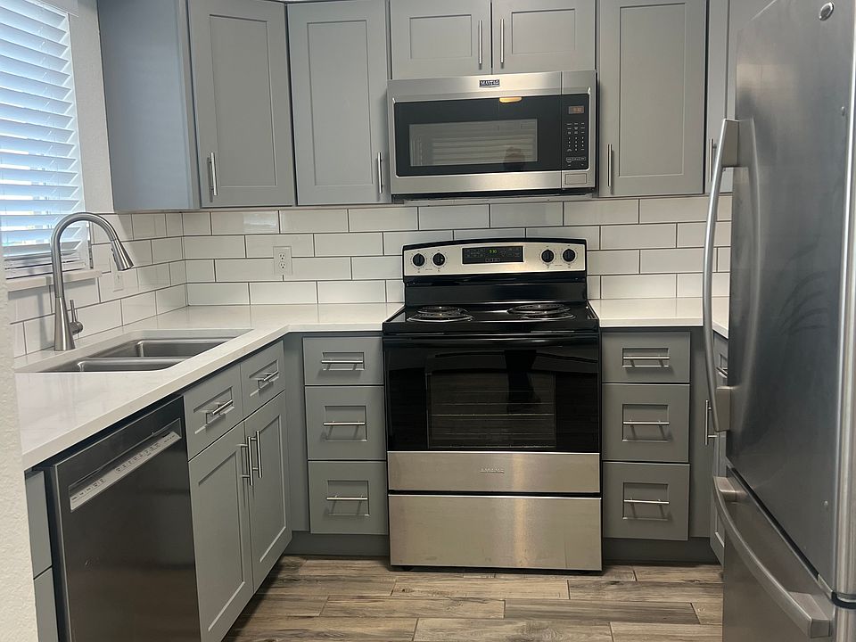 1st image of 2524 Hill Ave #11