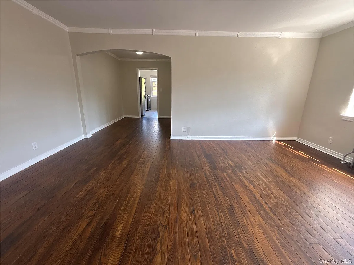 Building Photo - 37 Spruce St #2