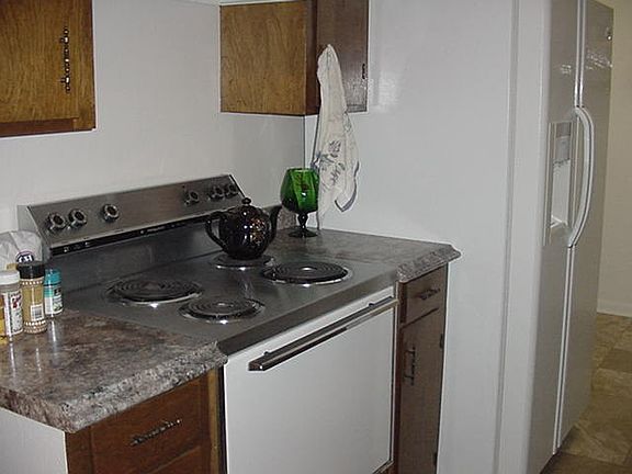 5th image of 300 Dixie Dr