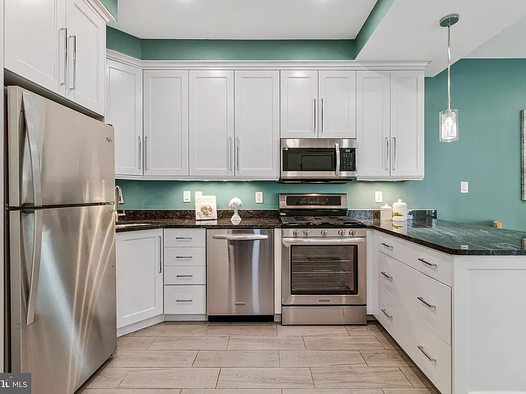 756 Park Rd NW #2 — Photo 7