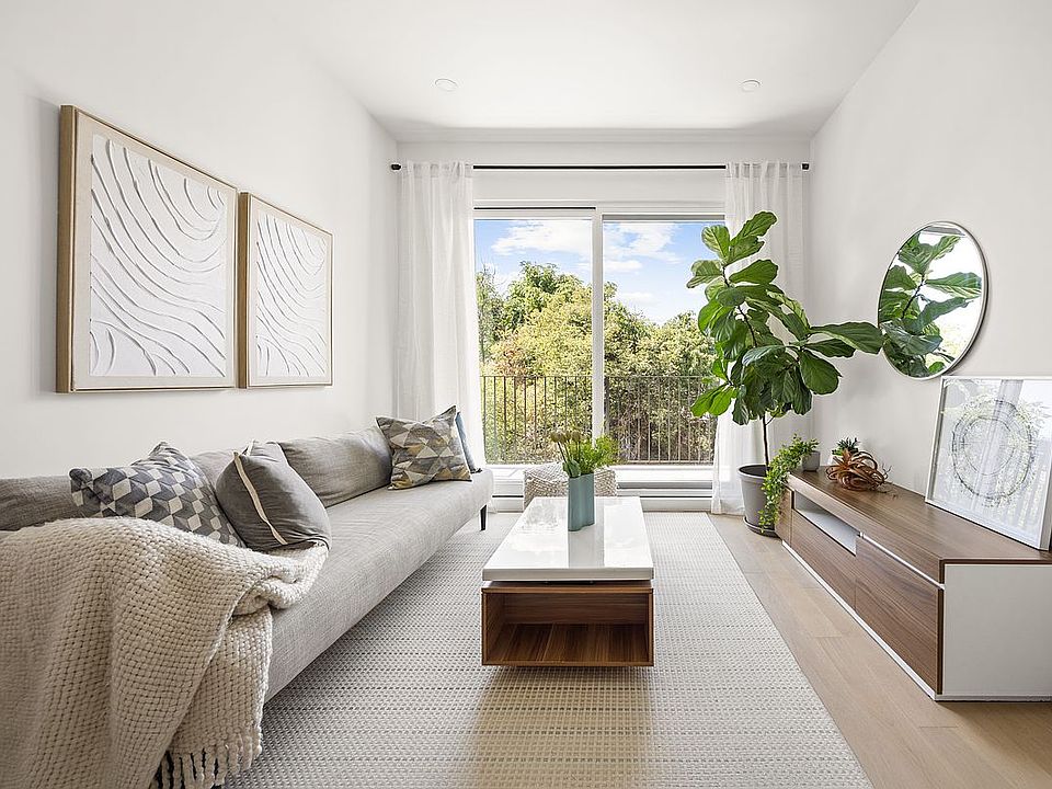 1st image of 48 Stanhope St #4F