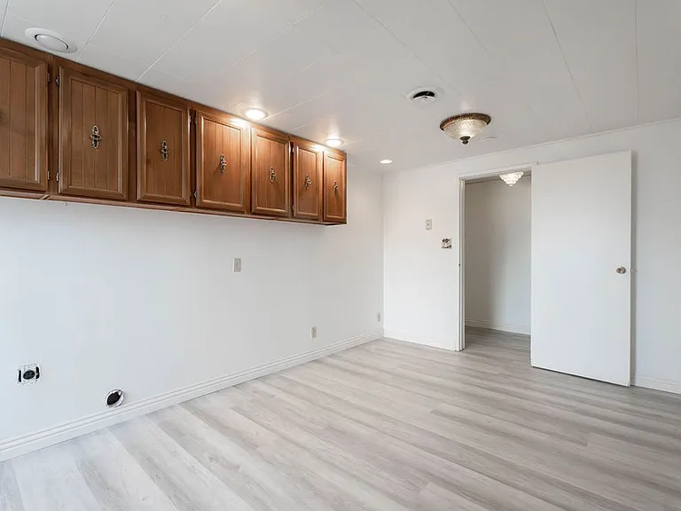 5185 Sun Valley Dr — Photo 18