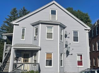 8 Meade St, Worcester, MA 01610