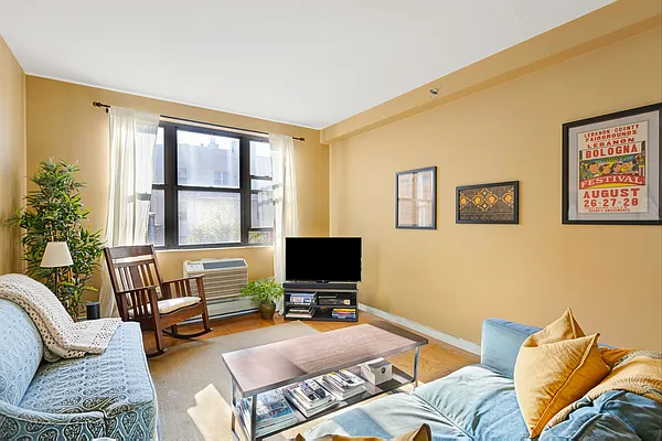 Rented by Compass | media 1