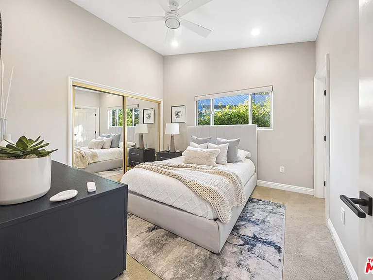 28935 W Beach Ln — Photo 33