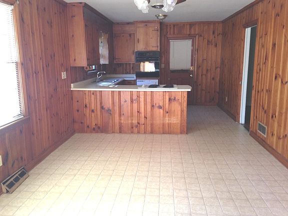4th image of 201 Mimosa Dr #104